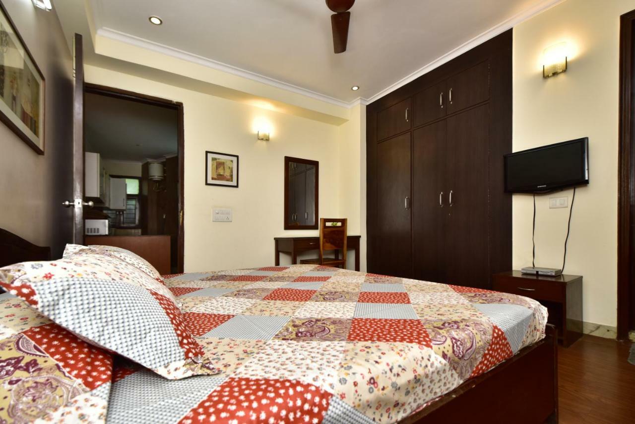2Bhk Comfortable Furnished Serviced Apartments In Hauz Khas - Woodpecker Apartments New Delhi Exteriör bild